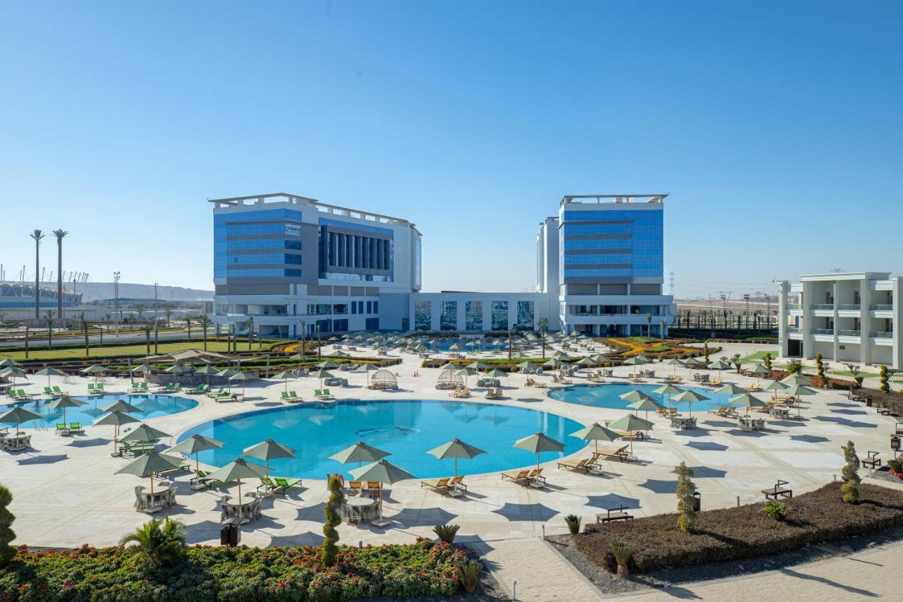 Tolip Olympic International City ニューカイロ エクステリア 写真